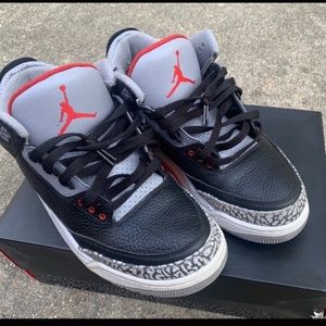Retro Jordan 3 “cement”
